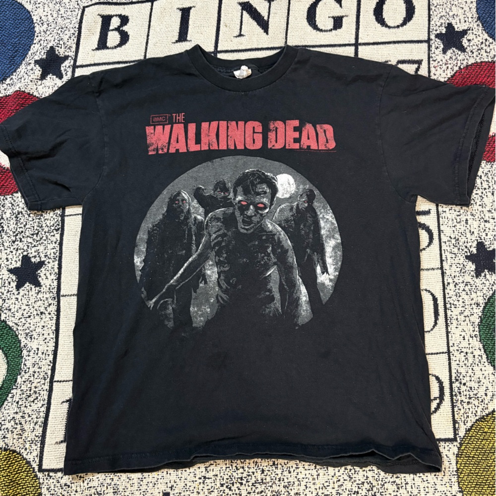 The Walking Dead Graphic Tee, Men’s Large